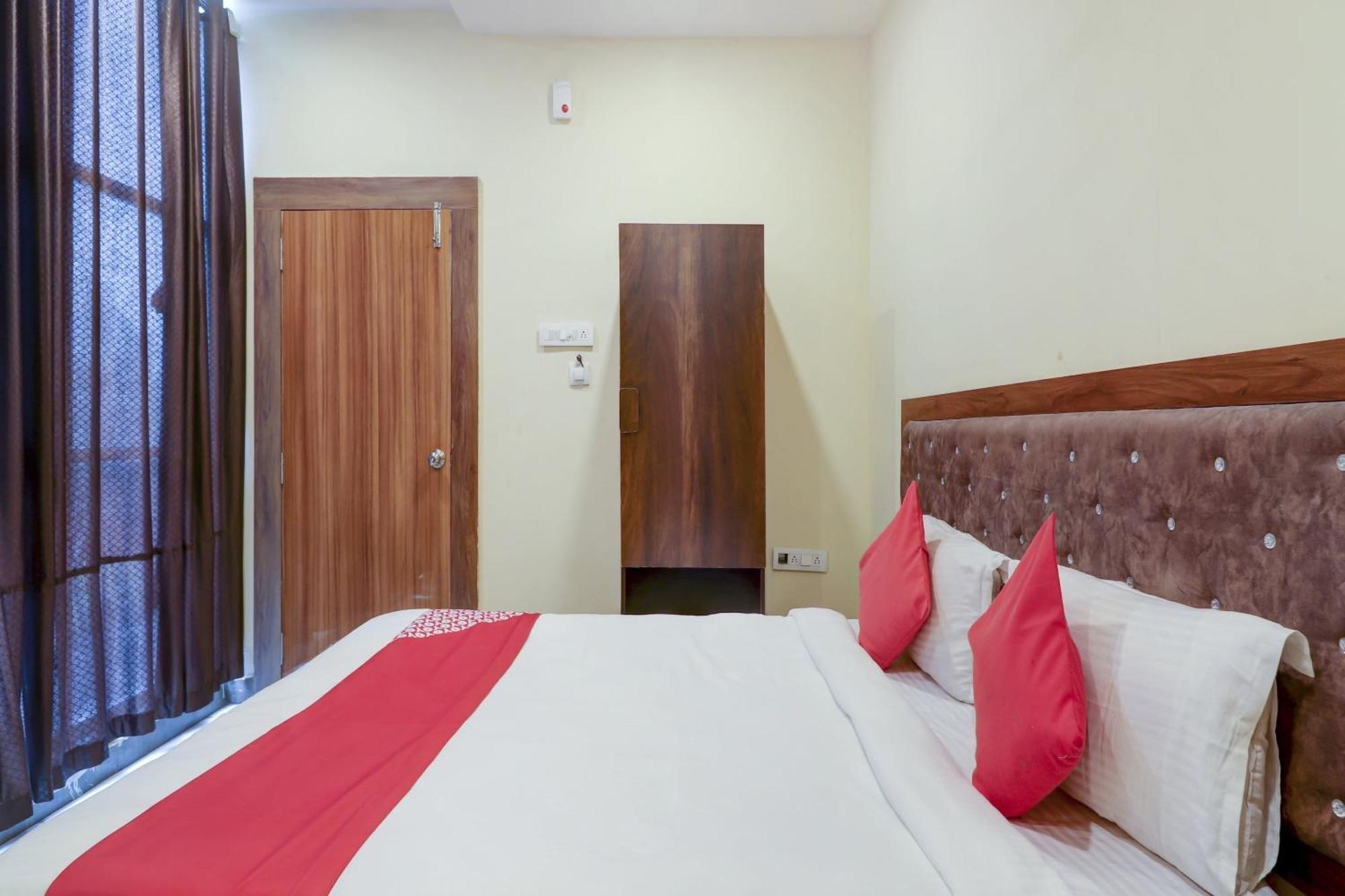Hotel O Rsquare Elite Sururnagar Luaran gambar